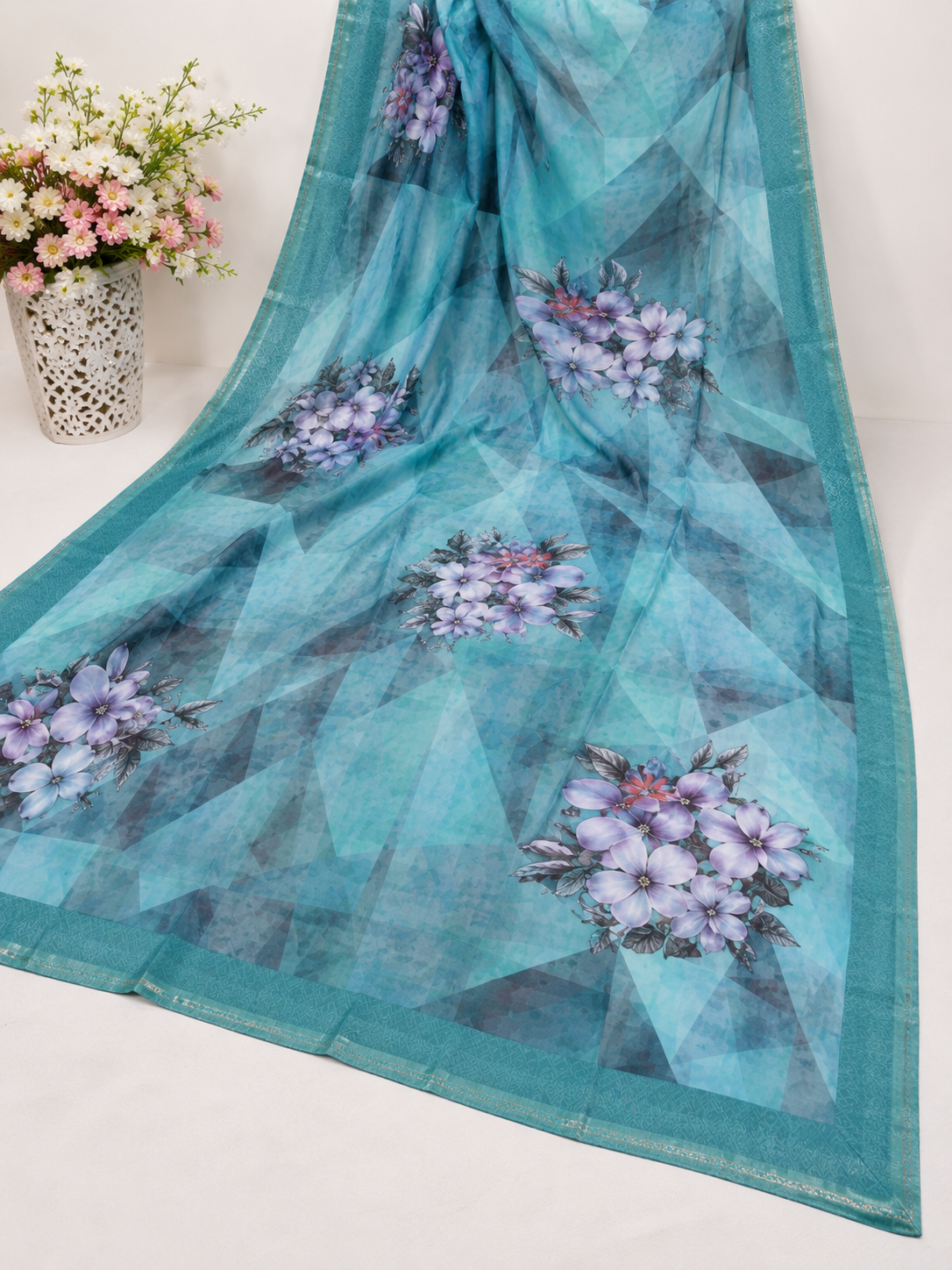 Beautiful Digital Print  Synthetic Saree